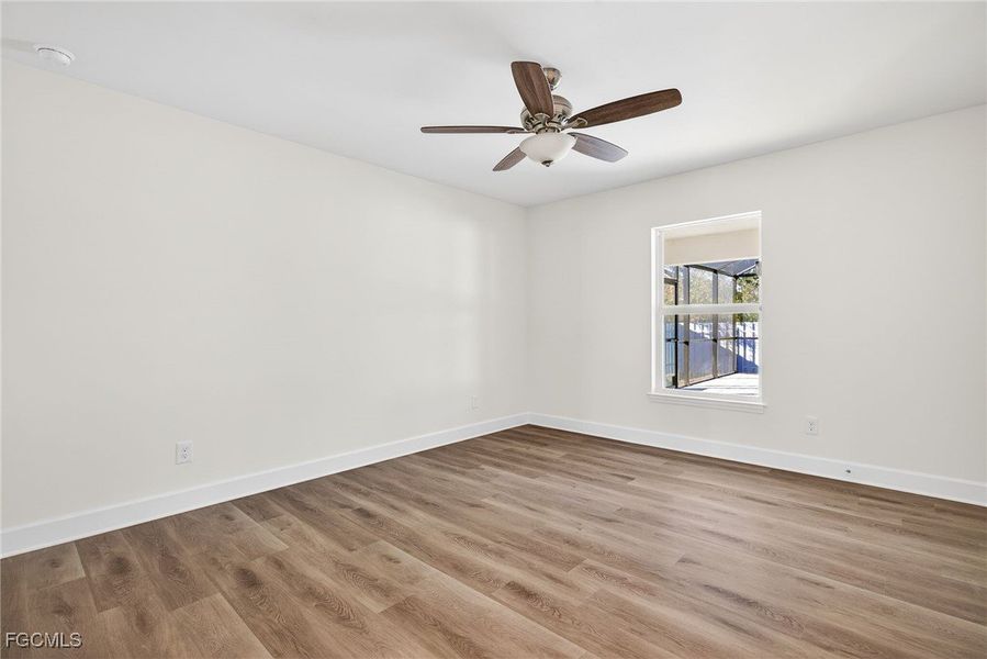Spacious, unfurnished interior of a new home in Cape Coral, Cape Coral (Image 21).