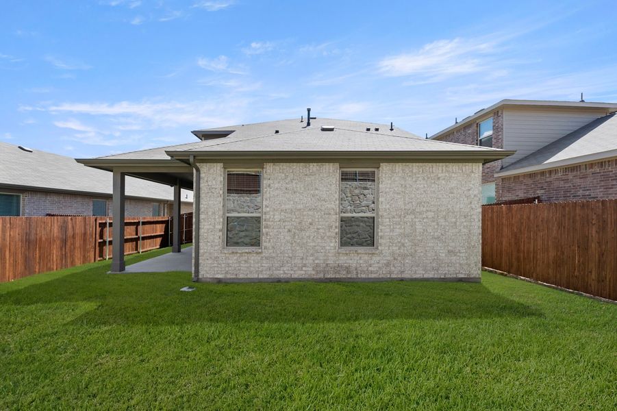 Front exterior of a new home in ValleyBrooke, Mesquite, TX, highlighting curb appeal (Image 27).