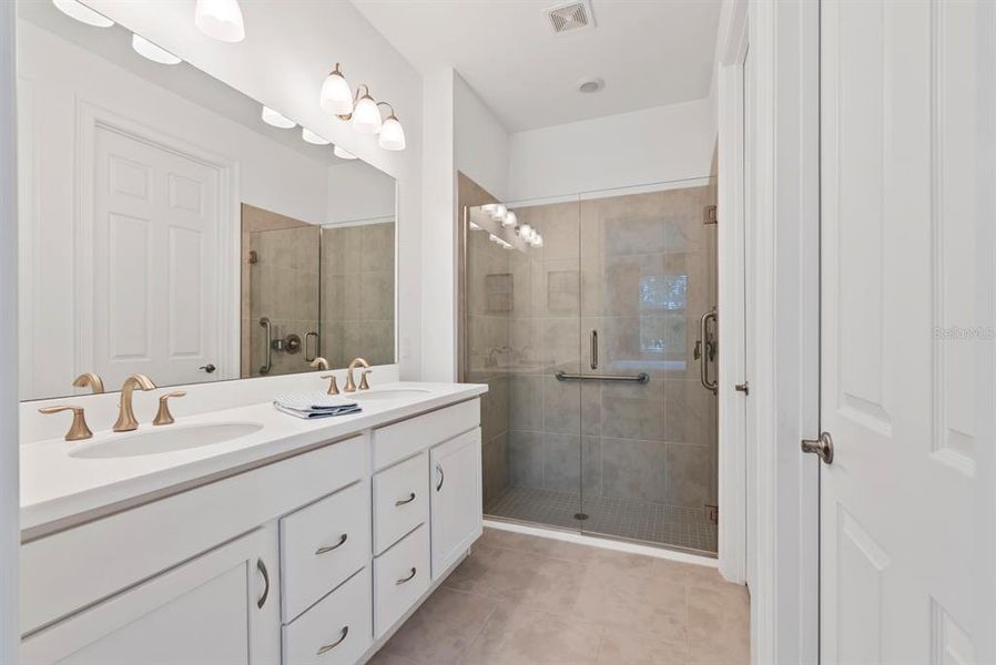 Furnished interior view inside a new home in , Punta Gorda (Image 19).