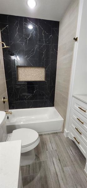 Furnished interior view inside a new home in , Fort Worth (Image 3).