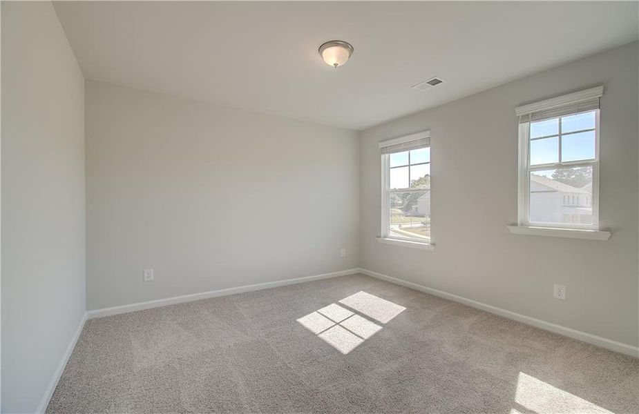 Spacious, unfurnished interior of a new home in Burchwood, Stockbridge (Image 21).