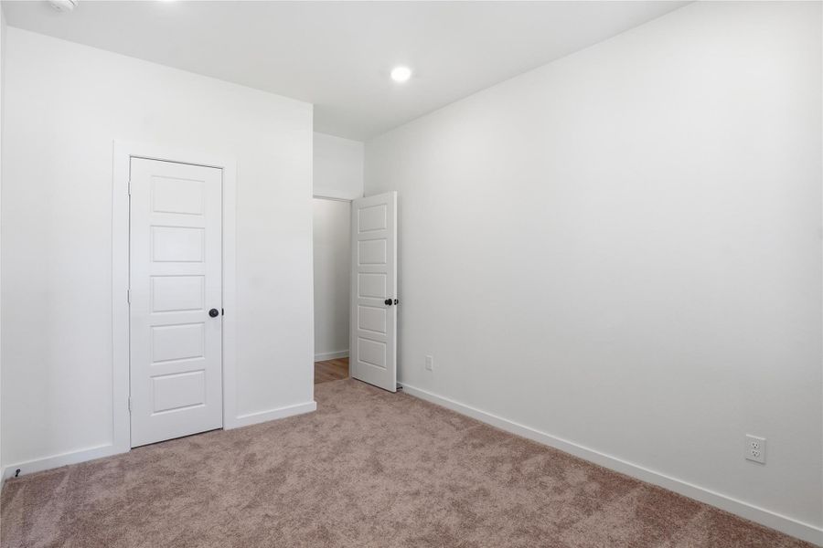 Spacious, unfurnished interior of a new home in , Alvin (Image 35). Spacious, unfurnished interior of a new home in , Alvin (Image 35).