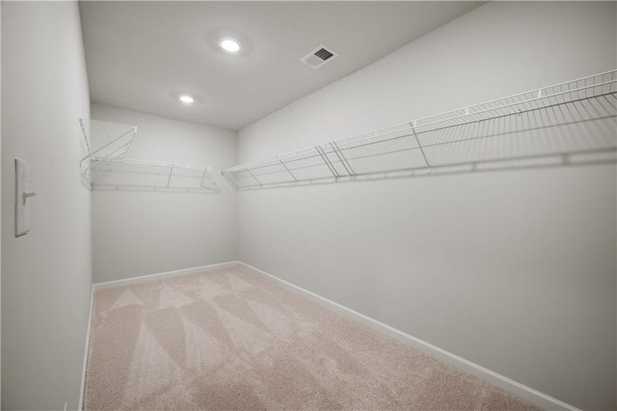 Spacious, unfurnished interior of a new home in Adagio, Dacula (Image 21).