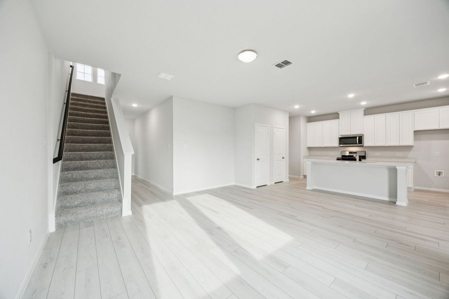 Representative unfurnished interior of a home built from the Dawson by Megatel Homes in Sicily, Princeton (Image 9). Representative unfurnished interior of a home built from the Dawson by Megatel Homes in Sicily, Princeton (Image 9).