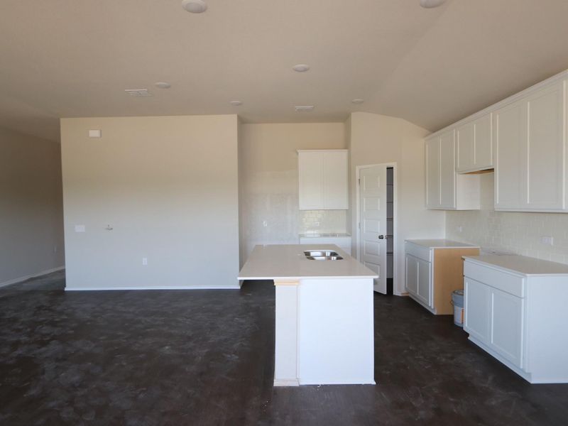 Spacious, unfurnished interior of a new home in Marble Creek Crossing, Austin (Image 12). Spacious, unfurnished interior of a new home in Marble Creek Crossing, Austin (Image 12).