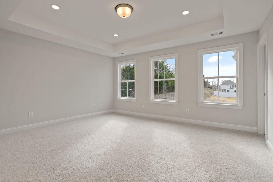 Spacious, unfurnished interior of a new home in Phillips Crossing, Ridgeville (Image 21).