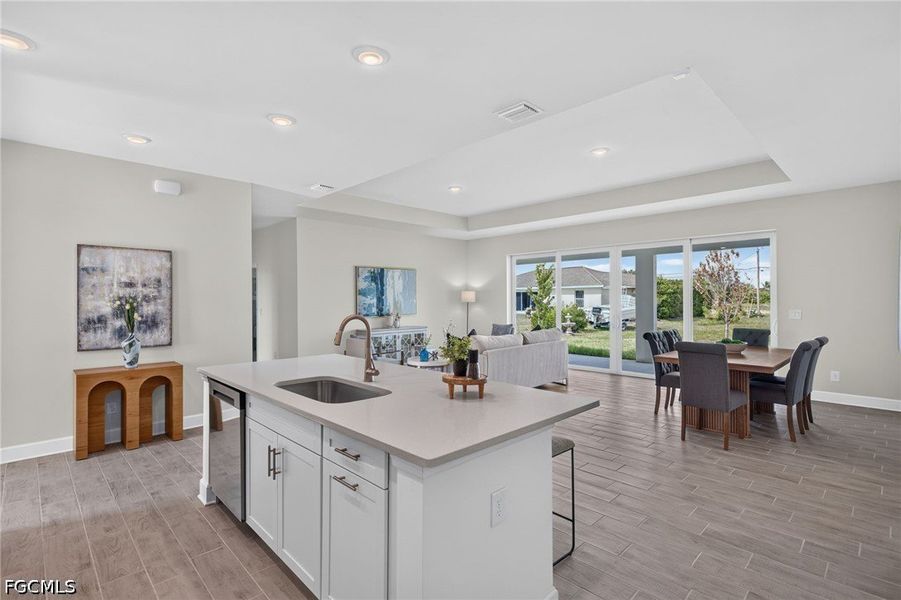 Furnished interior view inside a new home in Cape Coral, Cape Coral (Image 15).