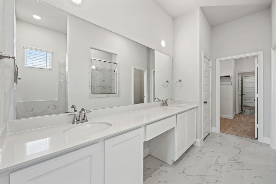Representative furnished interior of a home built from the Janie by Cambridge Homes in Lake Park, Rowlett (Image 15).