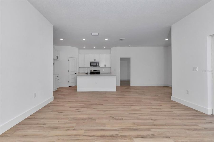 Spacious, unfurnished interior of a new home in , Umatilla (Image 25). Spacious, unfurnished interior of a new home in , Umatilla (Image 25).