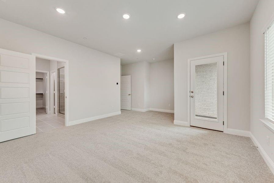 Spacious, unfurnished interior of a new home in , Frisco (Image 26).