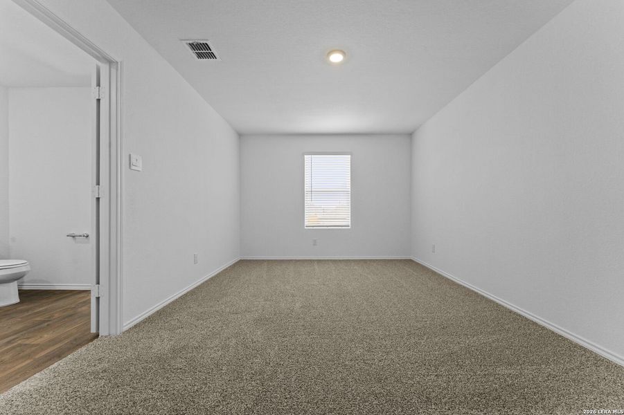 Spacious, unfurnished interior of a new home in Preserve at Medina, Von Ormy (Image 24). Spacious, unfurnished interior of a new home in Preserve at Medina, Von Ormy (Image 24).