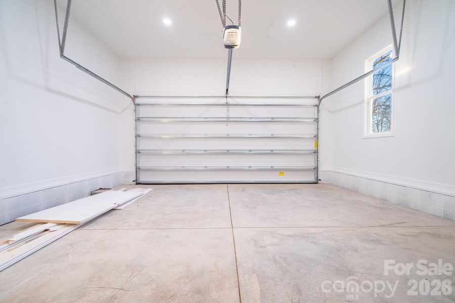 Spacious, unfurnished interior of a new home in , Claremont (Image 29).