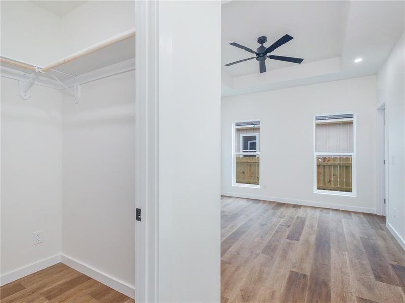 Spacious, unfurnished interior of a new home in , Brownwood (Image 24).
