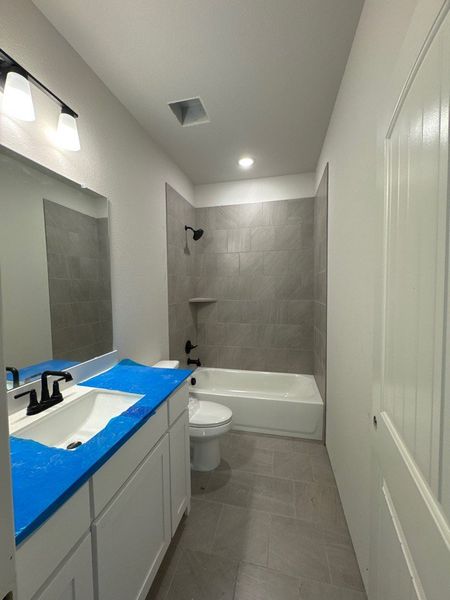 Furnished interior view inside a new home in Terra Escalante, Blue Ridge (Image 5). Furnished interior view inside a new home in Terra Escalante, Blue Ridge (Image 5).