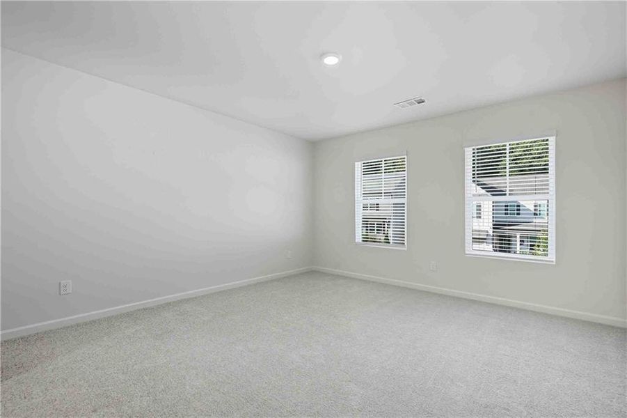 Spacious, unfurnished interior of a new home in , Dawsonville (Image 16).