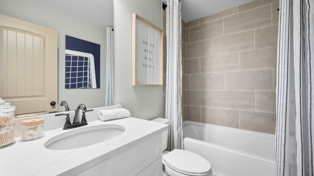 Representative furnished interior of a home built from the Clarity by DRB Homes in Northcroft, Loganville (Image 27).