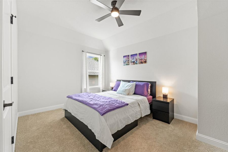 Secondary bedroom
