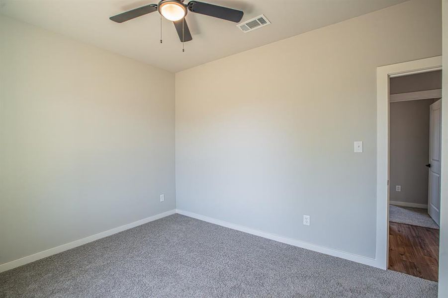 Spacious, unfurnished interior of a new home in , Bridgeport (Image 22).
