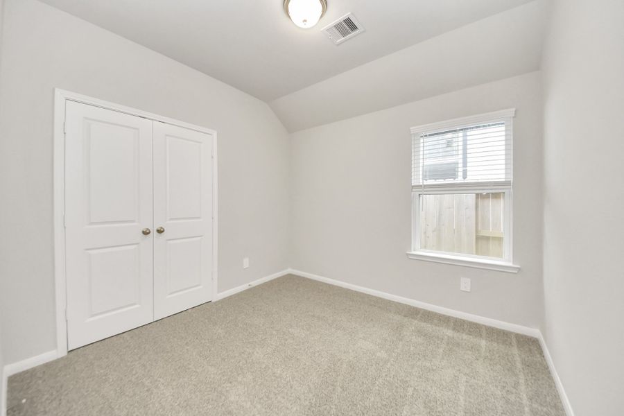 Image 15 of a home in Montgomery Ridge.