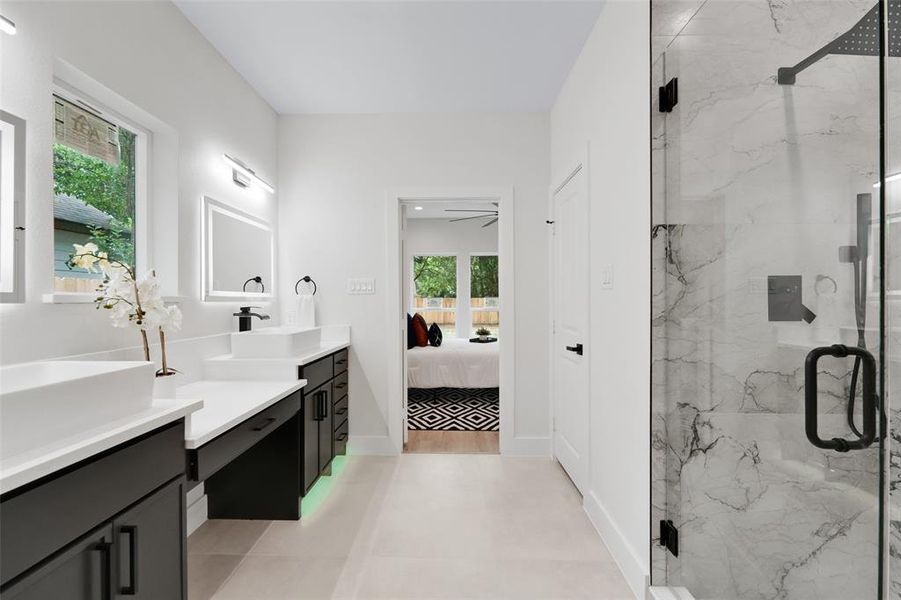 Furnished interior view inside a new home in , Dallas (Image 18).