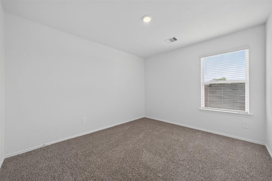 Spacious, unfurnished interior of a new home in , Houston (Image 42).