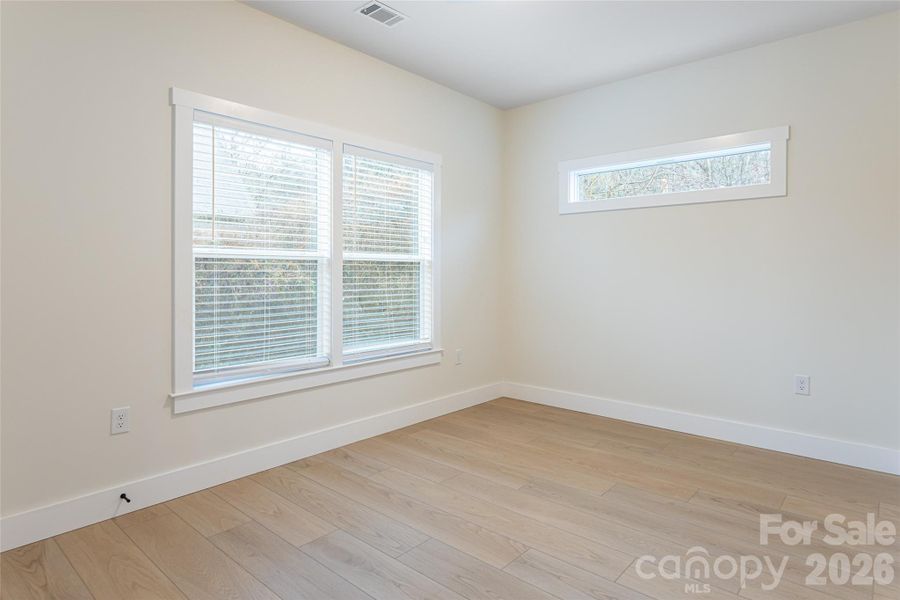 Guest Bedroom 1 Main