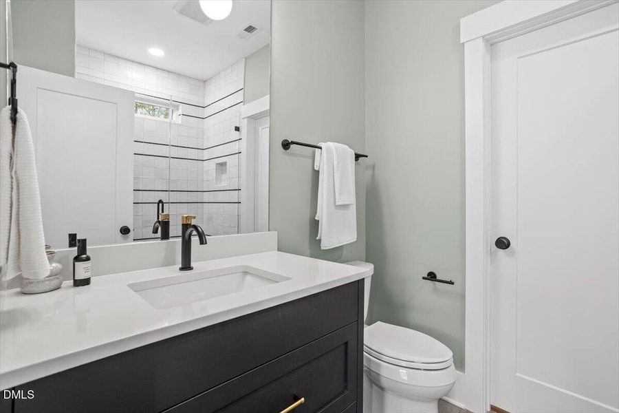 40-2305 Sprunt Ave [2811143]_40