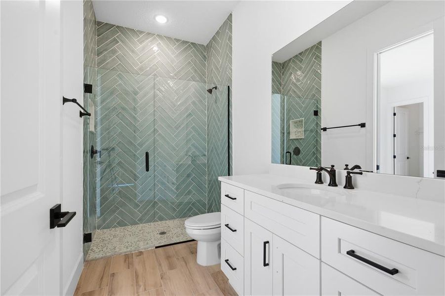 Furnished interior view inside a new home in , Dunnellon (Image 8).