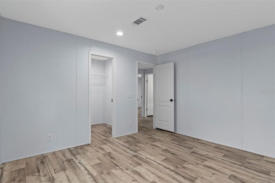 Spacious, unfurnished interior of a new home in , Homosassa (Image 29). Spacious, unfurnished interior of a new home in , Homosassa (Image 29).