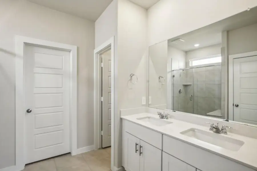 Photo is not of the actual home but is an inspirational photo of builder’s model home and may depict options, furnishings, and/or decorator features that are not included. Photo is not of the actual home but is an inspirational photo of builder’s model home and may depict options, furnishings, and/or decorator features that are not included.