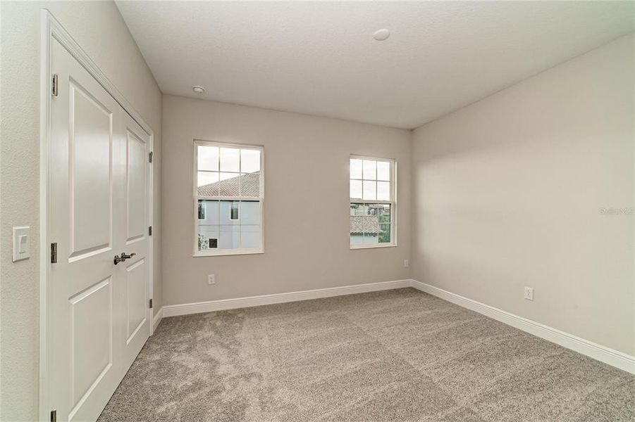 Spacious, unfurnished interior of a new home in Crosswind Ranch, Parrish (Image 41).
