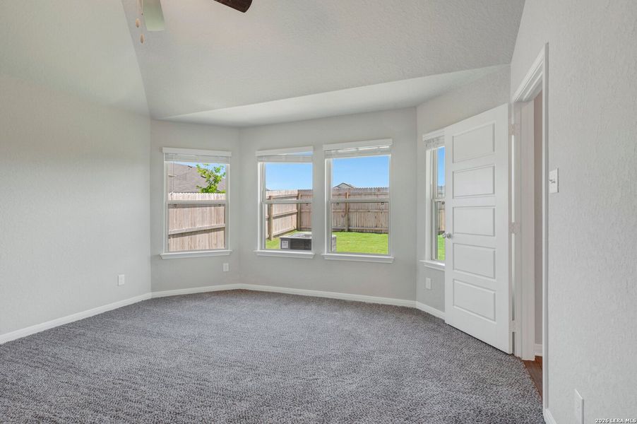 Spacious, unfurnished interior of a new home in Park Place, New Braunfels (Image 25). Spacious, unfurnished interior of a new home in Park Place, New Braunfels (Image 25).