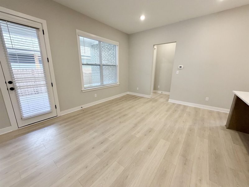 Spacious, unfurnished interior of a new home in Lockwood, Collierville (Image 16).