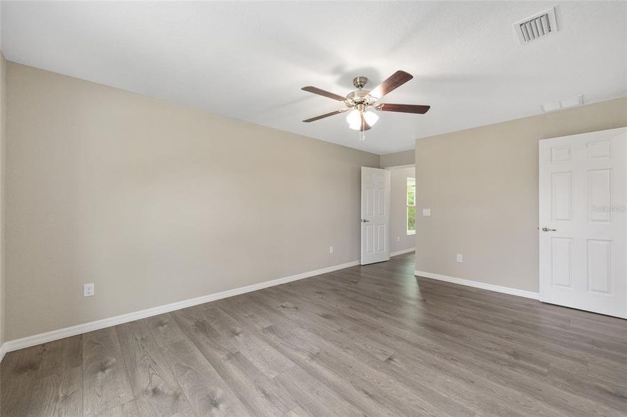 Spacious, unfurnished interior of a new home in , Dunnellon (Image 17). Spacious, unfurnished interior of a new home in , Dunnellon (Image 17).