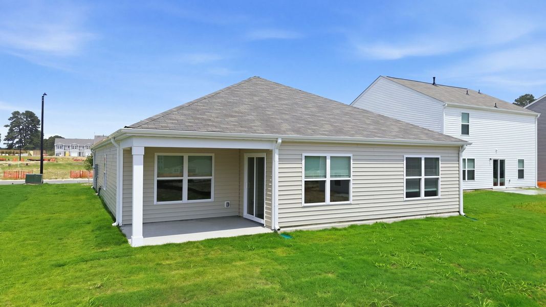 Exterior details and patio area of a home in Hunter Hill, Rocky Mount (Image 3).