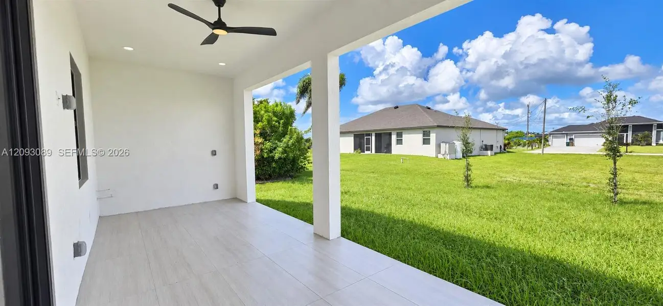 Exterior details and patio area of a home in , Cape Coral (Image 26).