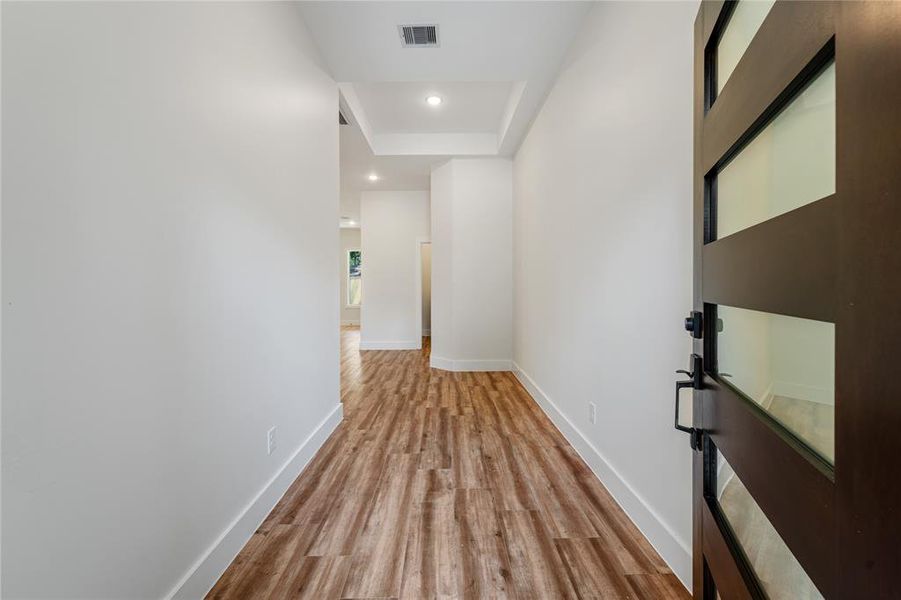 Foyer features a wide allowing allowing for easy furniture hauling.