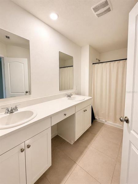Furnished interior view inside a new home in , Palm Coast (Image 8).