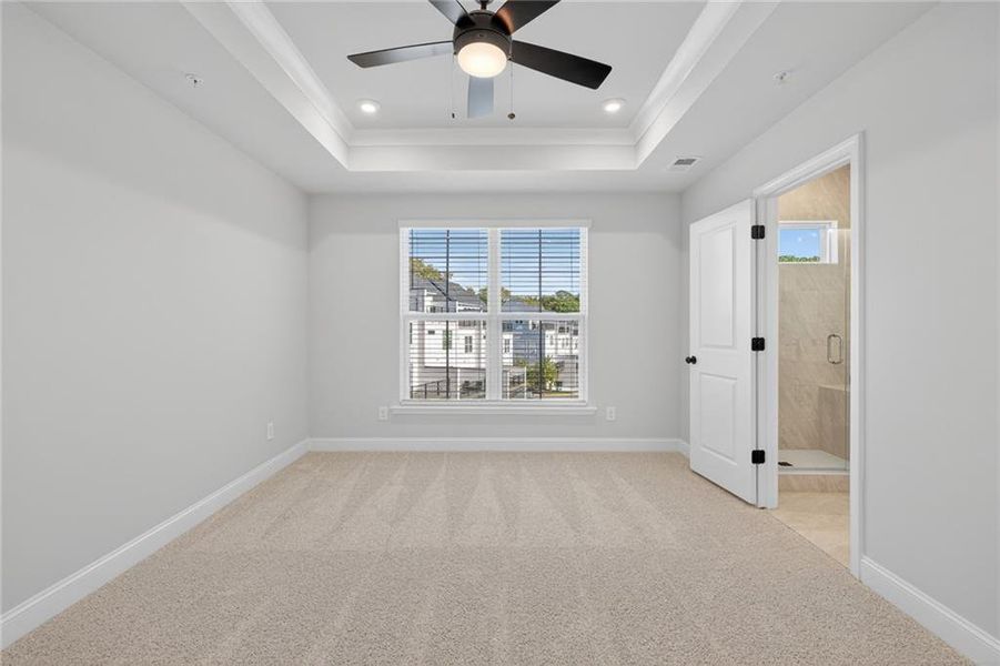 Spacious, unfurnished interior of a new home in 1871 Hollywood, Atlanta (Image 19).