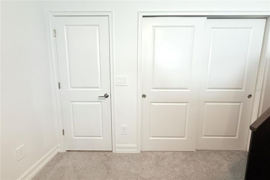 Spacious, unfurnished interior of a new home in , Lutz (Image 20).