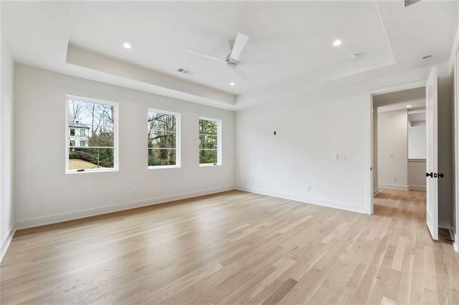 Spacious, unfurnished interior of a new home in , Sandy Springs (Image 23). Spacious, unfurnished interior of a new home in , Sandy Springs (Image 23).