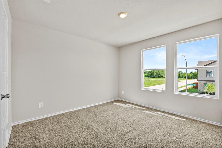Spacious, unfurnished interior of a new home in , Fort Worth (Image 27).