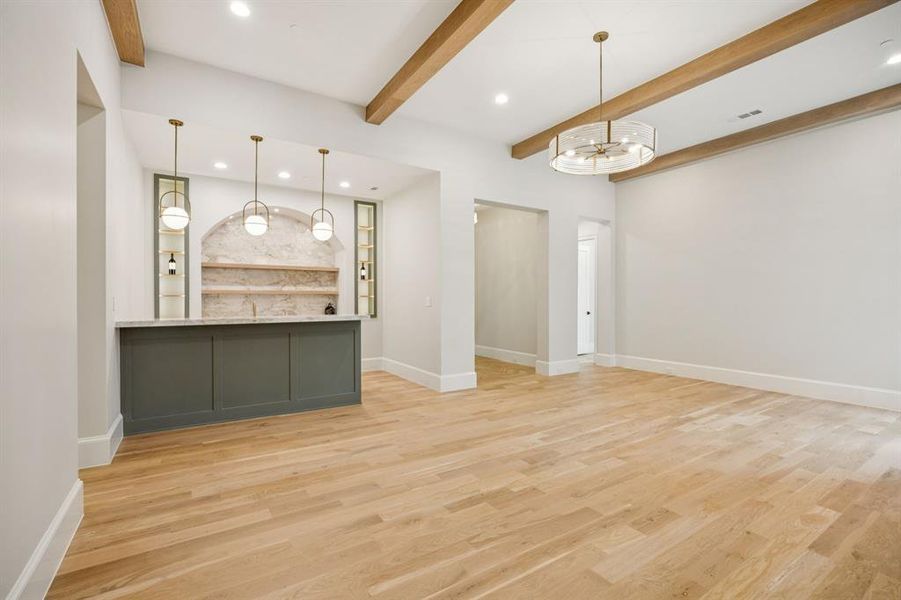 Spacious, unfurnished interior of a new home in , Fairview (Image 26).