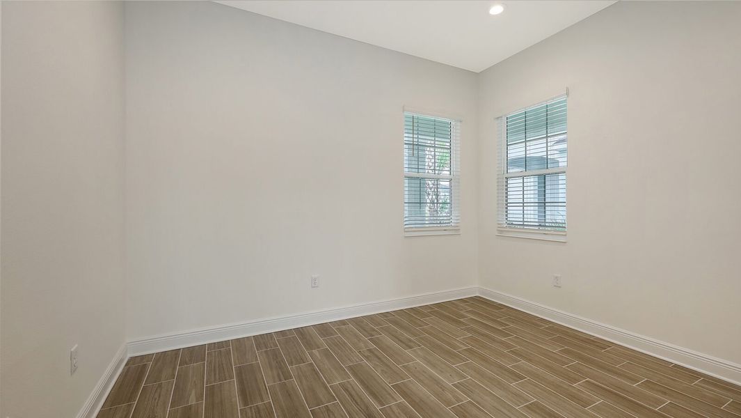 Spacious, unfurnished interior of a new home in Wildleaf at North River Ranch, Parrish (Image 29).