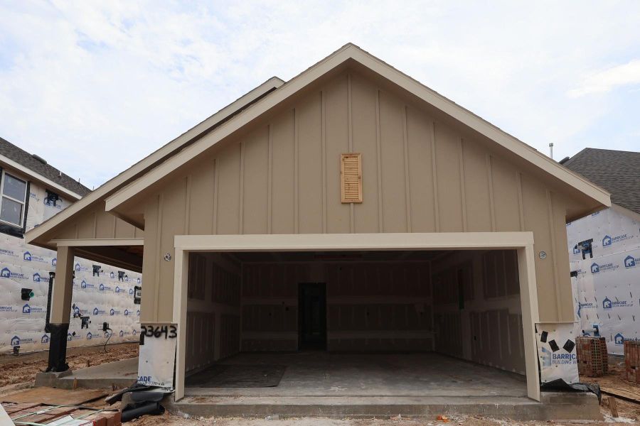 One story home with 3 beds, 2 baths, and 2 car garage. One story home with 3 beds, 2 baths, and 2 car garage.