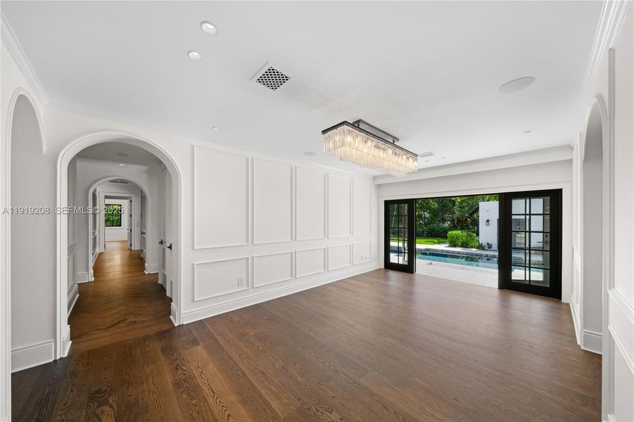 Spacious, unfurnished interior of a new home in , Coral Gables (Image 18). Spacious, unfurnished interior of a new home in , Coral Gables (Image 18).