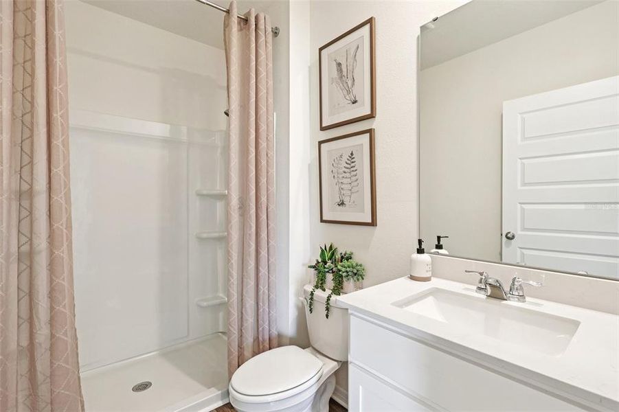 Furnished interior view inside a new home in , Lakeland (Image 8).