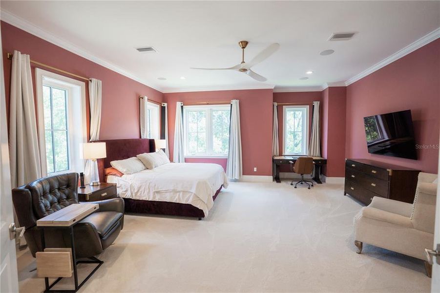 Furnished interior view inside a new home in , Tampa (Image 14).