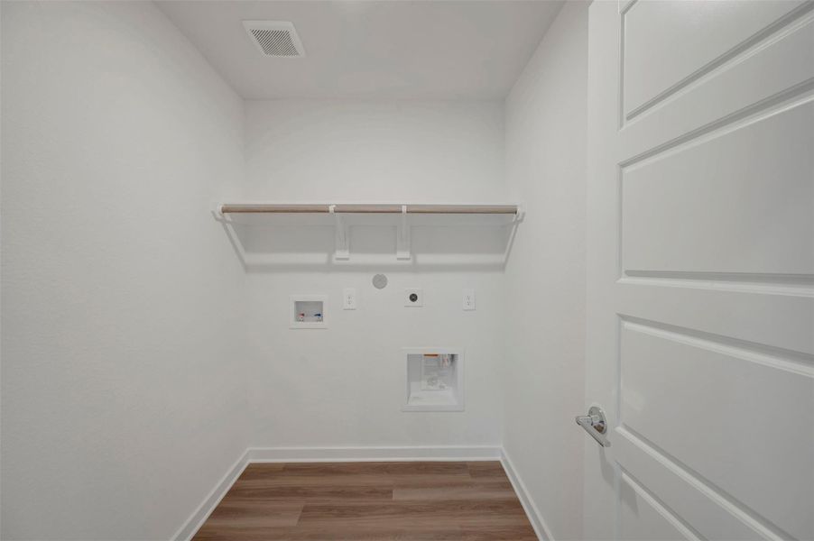 Spacious, unfurnished interior of a new home in Magnolia Ridge, Magnolia (Image 24).