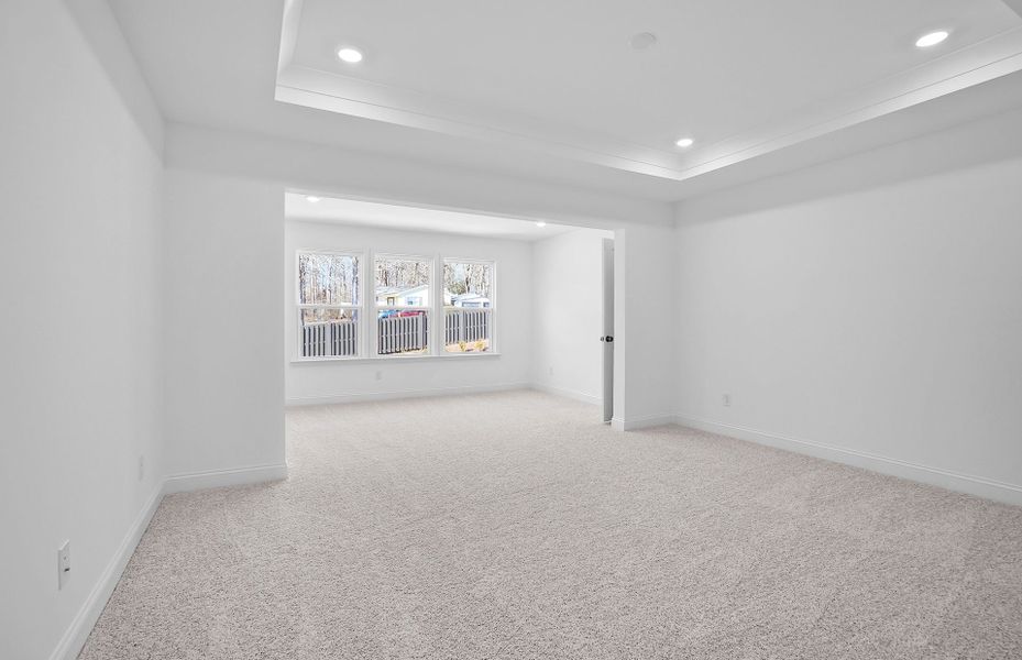 Spacious, unfurnished interior of a new home in Elmbrook, Indian Trail (Image 25).